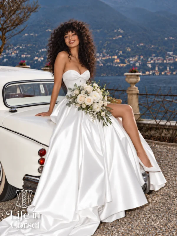 Corset serre taille blanc Évangéline Corset serre taille blanc Évangéline