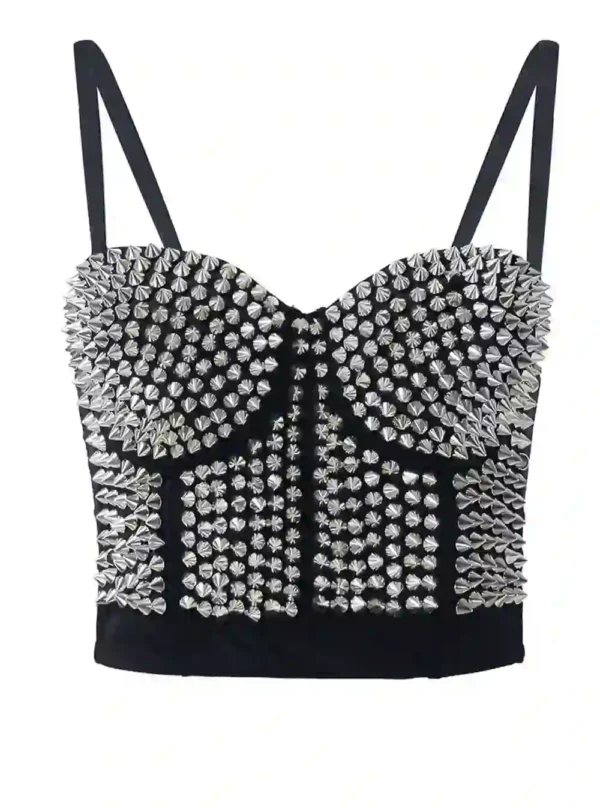 Bustier push up pics en métal punk rock (de face, photo studio) Bustier push up pics en métal punk rock (de face, photo studio)