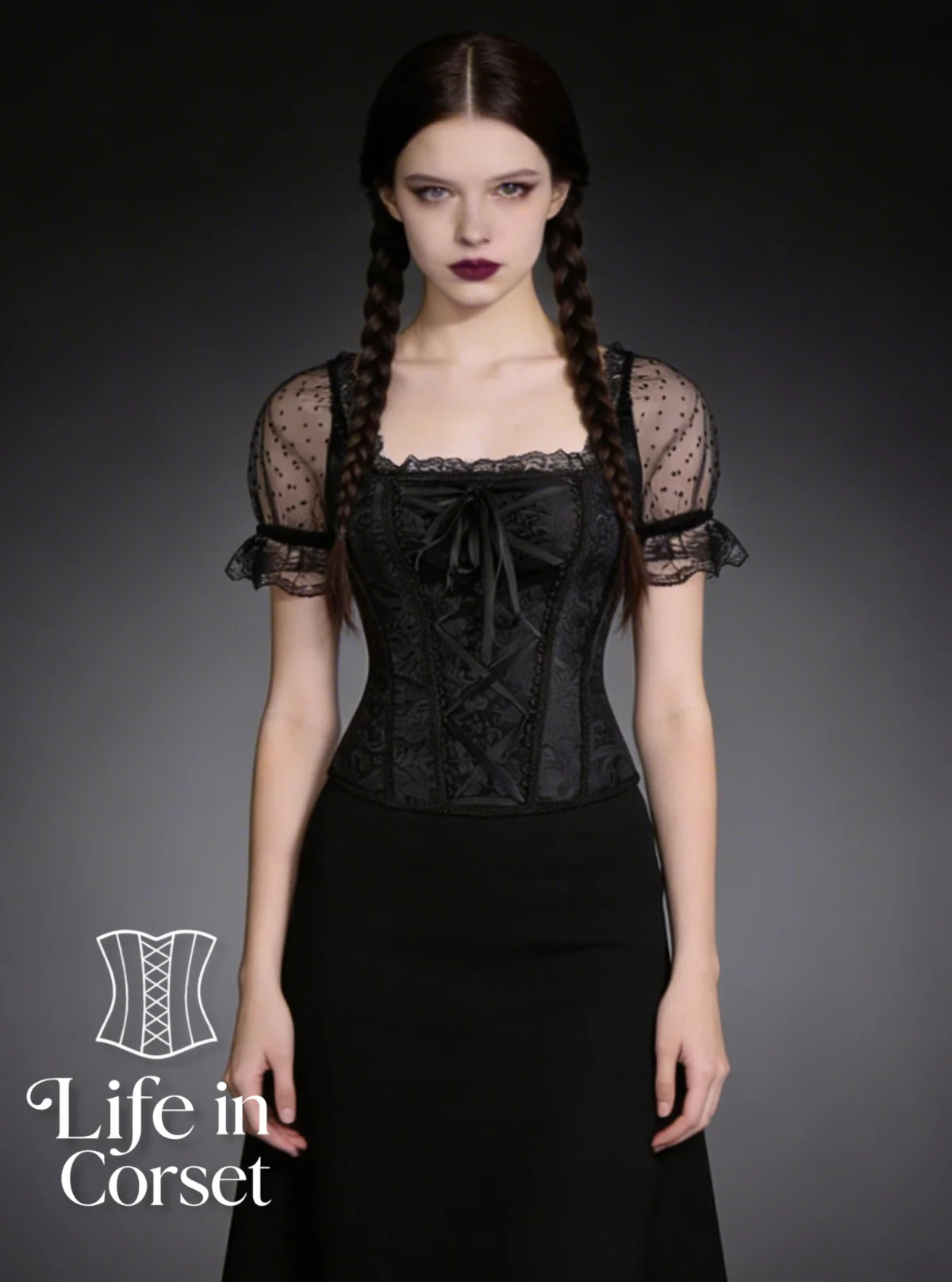 Bustier corset gothique en dentelle noire Luneth