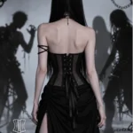 Corset serre taille gothique en résille Aveline (vue de dos) Corset serre taille gothique en résille Aveline
