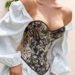 Corset vintage marron floral Calanthe (7) Corset vintage marron floral Calanthe (7)
