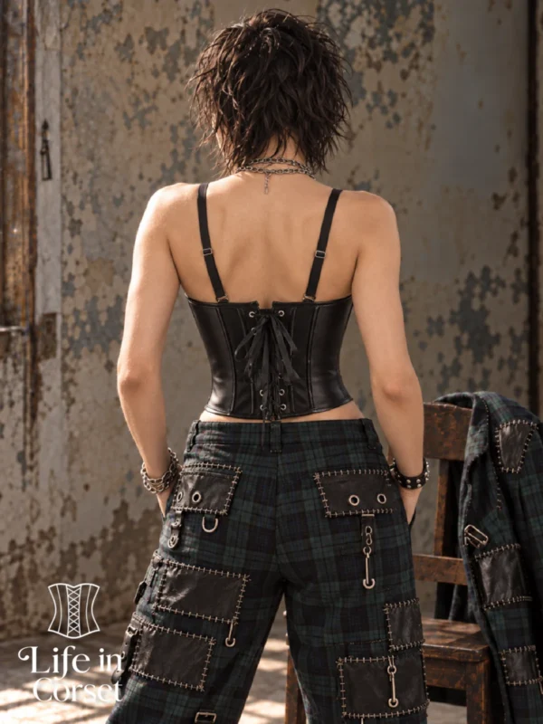 Corset cuir underbust noir Amazone (vue de dos) Corset cuir underbust noir Amazone