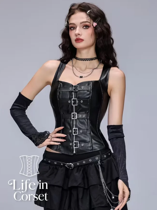 Bustier simili cuir à bretelles Valkyrie Bustier simili cuir à bretelles Valkyrie