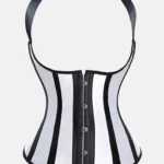 Détail du corset rayé noir et blanc Freya – fermeture avant à busc métallique