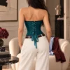Corset chic bleu pétrole à décolleté cœur (vue de dos) Corset chic bleu pétrole à décolleté cœur