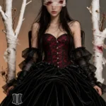 Corset gothique rouge et dentelle noire (vue de face 2) Corset gothique rouge et dentelle noire