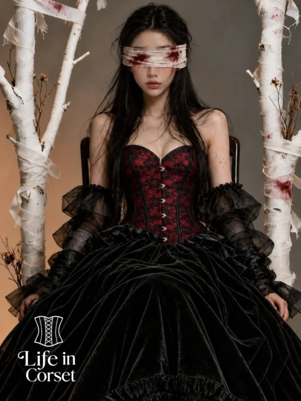Corset gothique rouge et dentelle noire