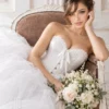 Corset blanc romantique en jacquard fleuri Corset blanc romantique en jacquard fleuri