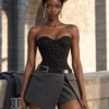 Corset noir étoilé à strass